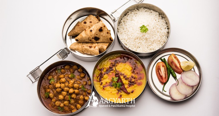 Tiffin Food: Nutritious Or Satisfying Your Hunger